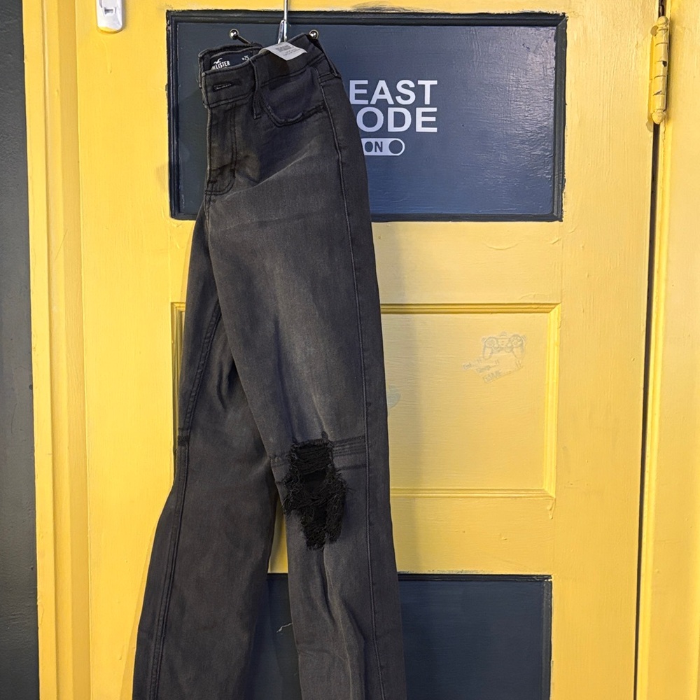 Hollister Black Distressed Skinny Jeans